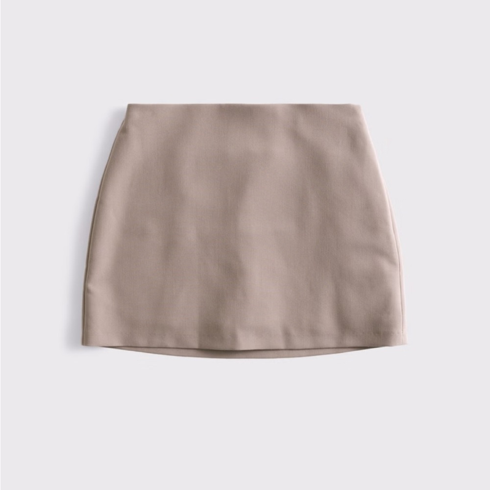 Abercrombie Tan Mini Skort Small